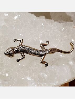 1928 Jewelry Company Clear Rhinestone Gold Tone Petite Lizard Salamander Brooch